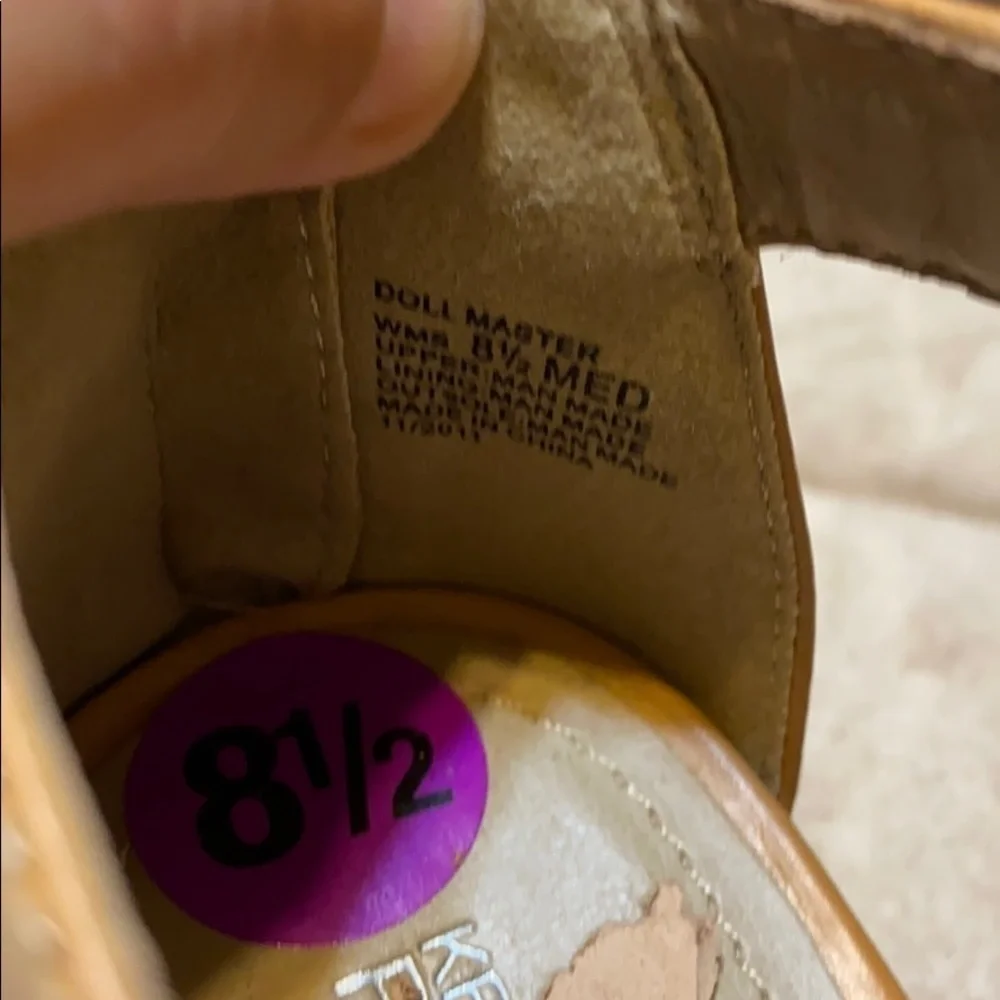 Kenneth Cole Reaction Tan Wedge Espadrille Shoes